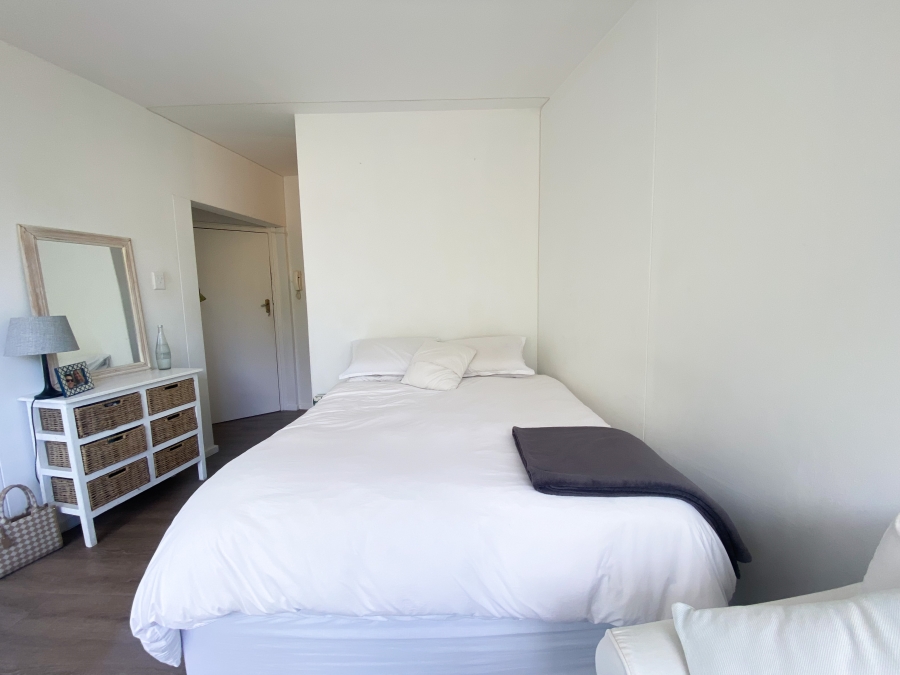 0 Bedroom Property for Sale in Vredehoek Western Cape